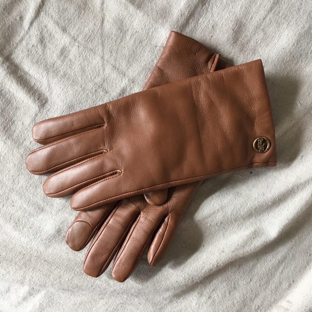 COACH NWOT leather wool-lined gloves